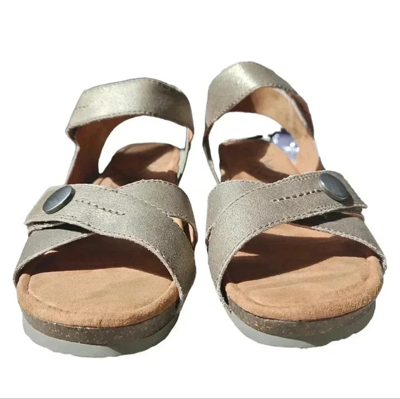 OTBT Sandey Leather Wedge Metallic Sandals 7.5 - Picture 4 of 15